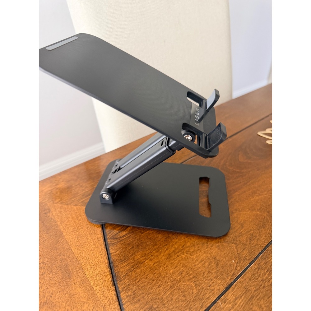 LISEN Desktop Tablet Holder Adjustable Metal Stand for iPad (not included) 2E56